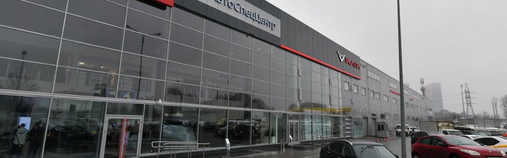 Китайские автопроизводители массово закрывают автосалоны в России