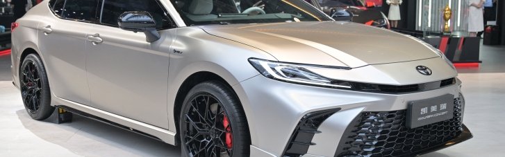 У семьи экс-начальника Харьковского ТЦК нашли "люксовых" авто на 4,8 млн грн