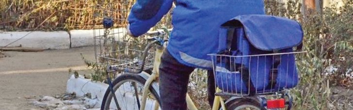 "Укрпочта" планировала защитить почтальонов от собак куриными лапами, – Смелянский