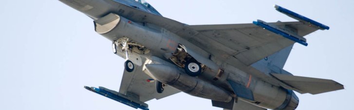 Український F-16 збила ворожа ракета, — ЗМІ