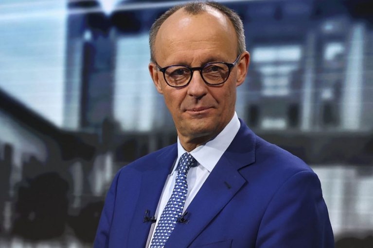 Нині немає жодних передумов для обговорення можливого розгортання європейського контингенту в Україні, - Мерц
