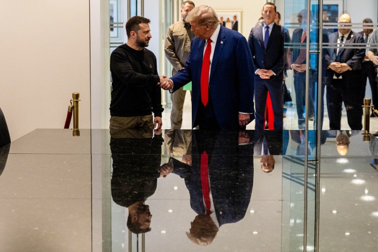 Зеленский сейчас общается с Трампом, – Никифоров