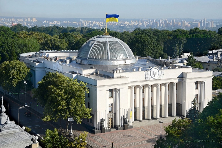 Стефанчук пояснив, чи можна скоротити Верховну Раду до 300 депутатів